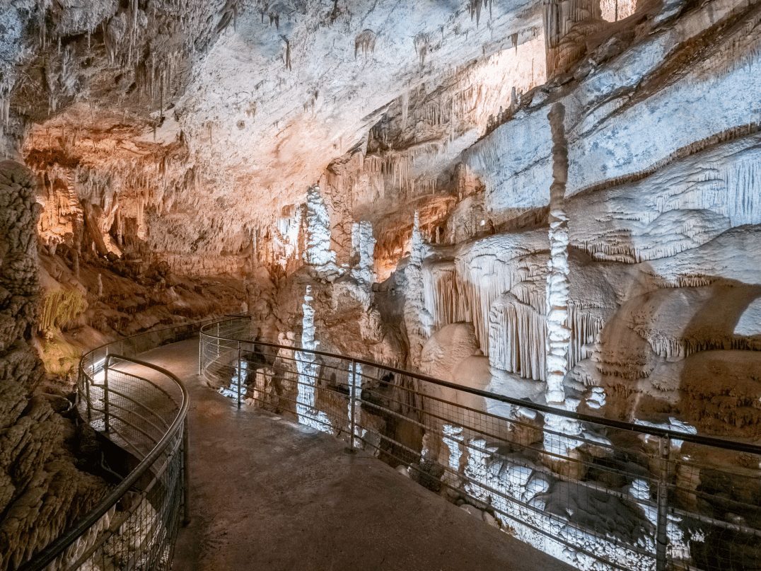 Jeita Grotto